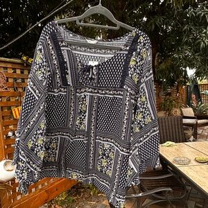 Floral Black and White Women's Top